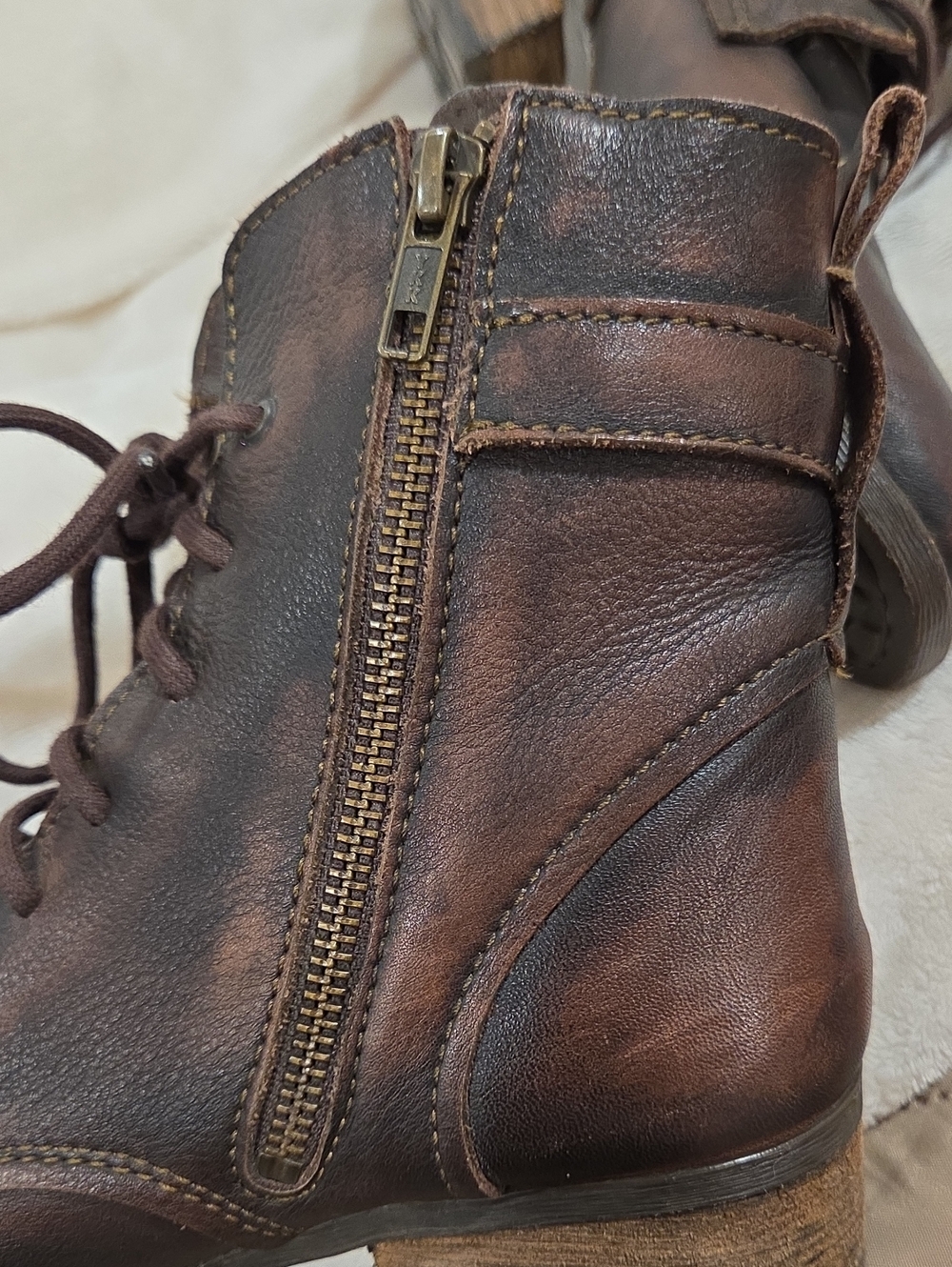 Born Leather Lace-Up Ankle Boots - Picture 6 of 10
